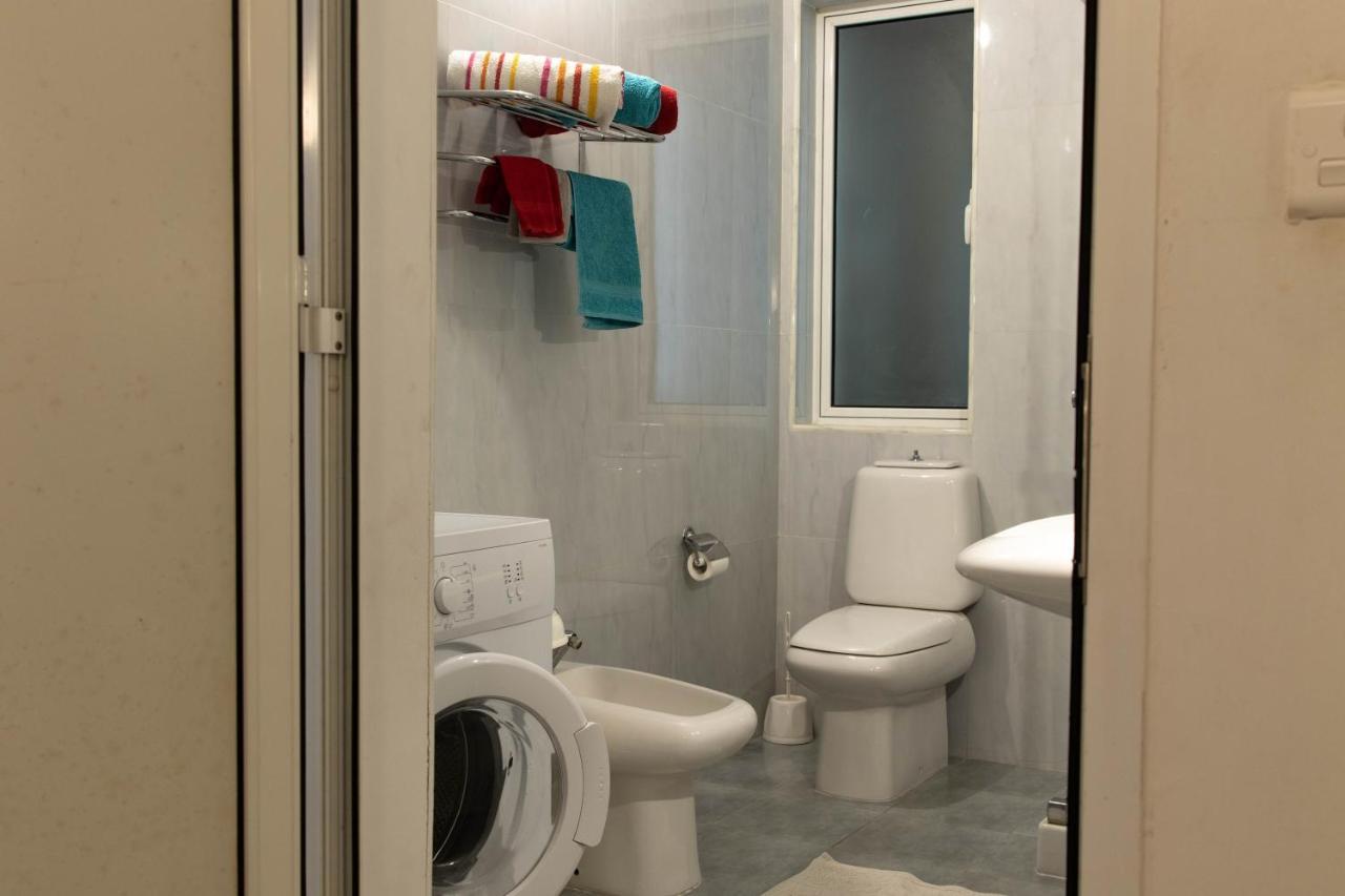 Spacious 3-Bedroom Apartment 30 Seconds From Sea Marsaskala Extérieur photo